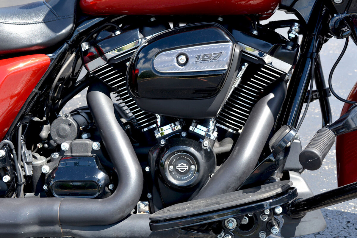 2018 Harley-Davidson Road Glide Special Wicked Red - Photo 8