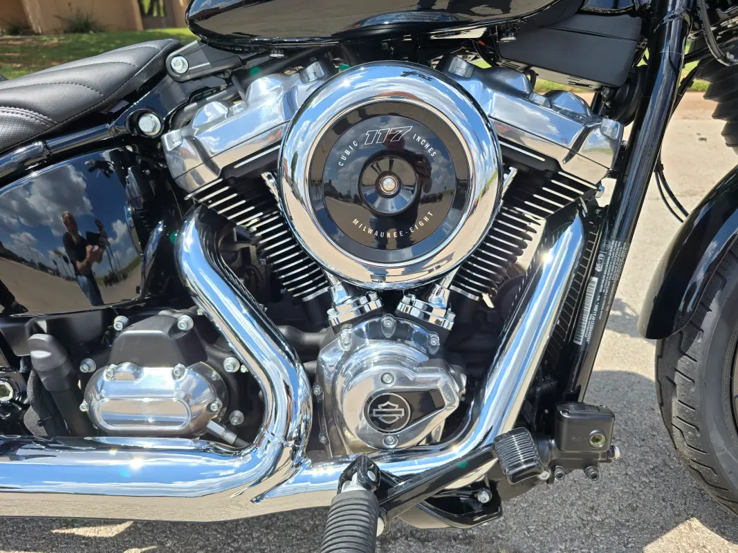2025 Harley-Davidson Street Bob - Photo 8