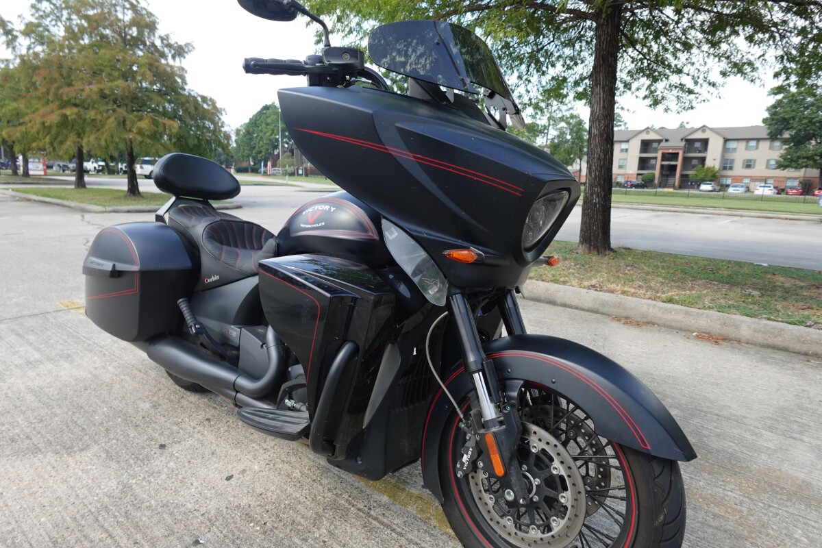2015 Cross Country Le - Photo 2