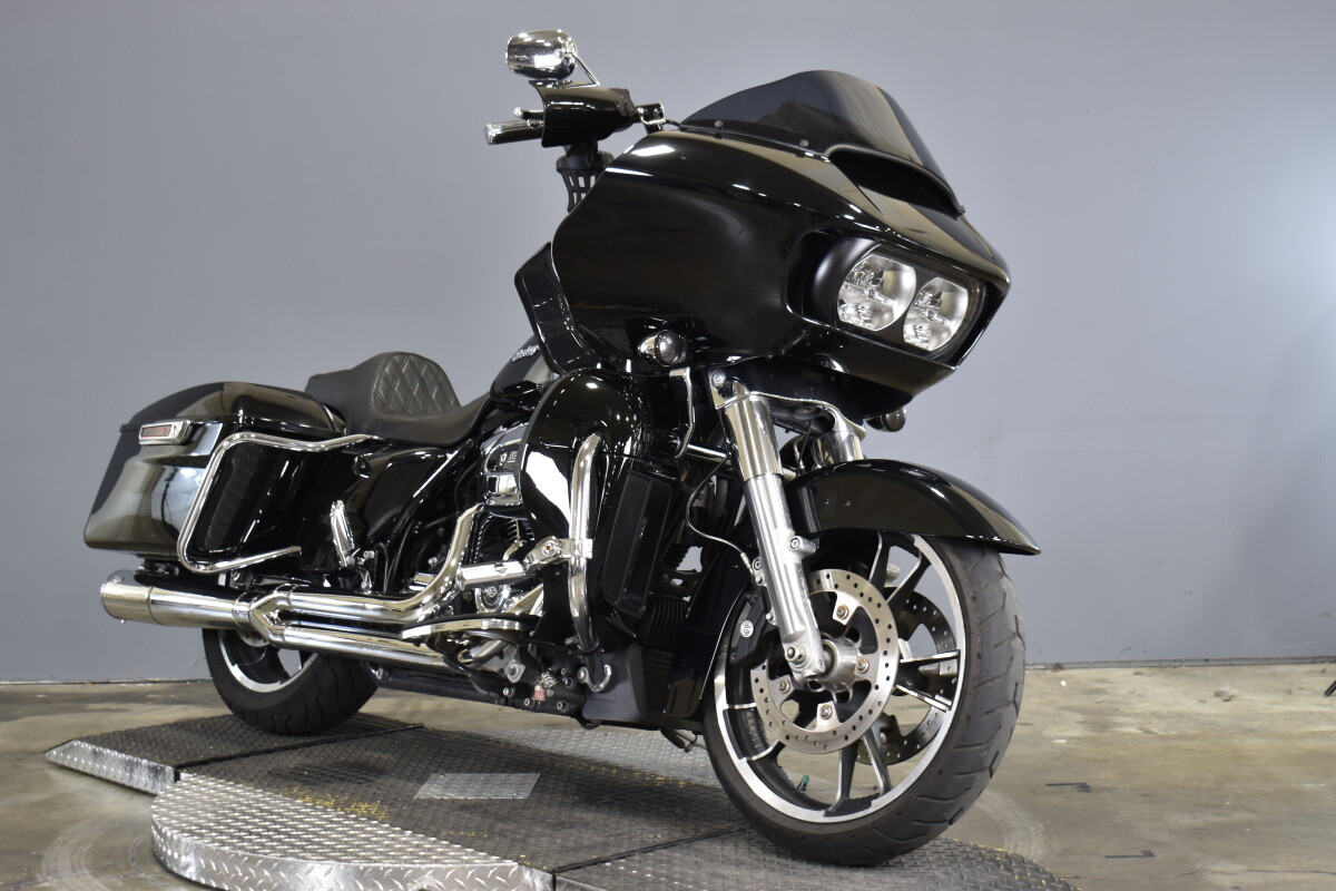 2020 Harley-Davidson Road Glide FLTRX - Photo 2