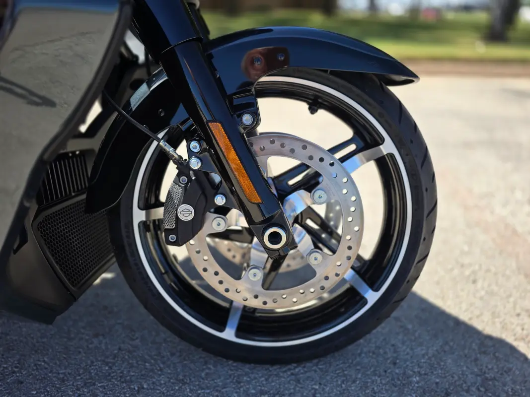 2025 Harley-Davidson Street Glide Ultra - Photo 7