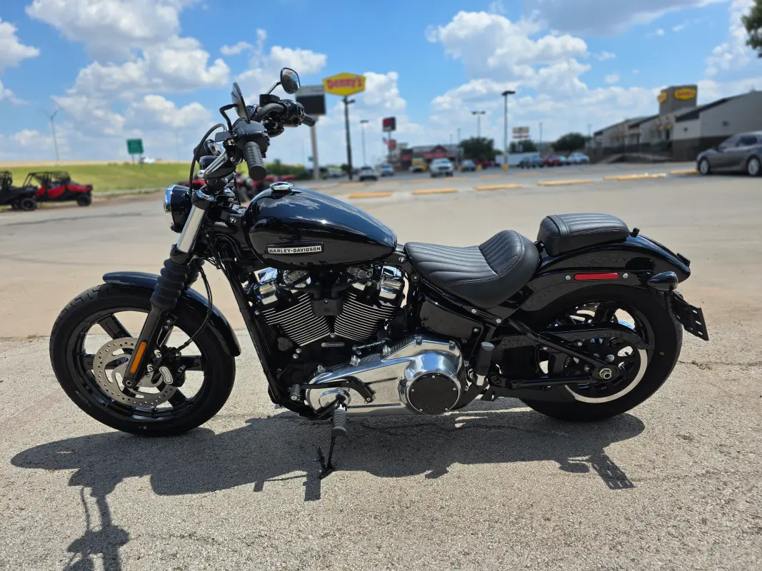 2025 Harley-Davidson Street Bob - Photo 5