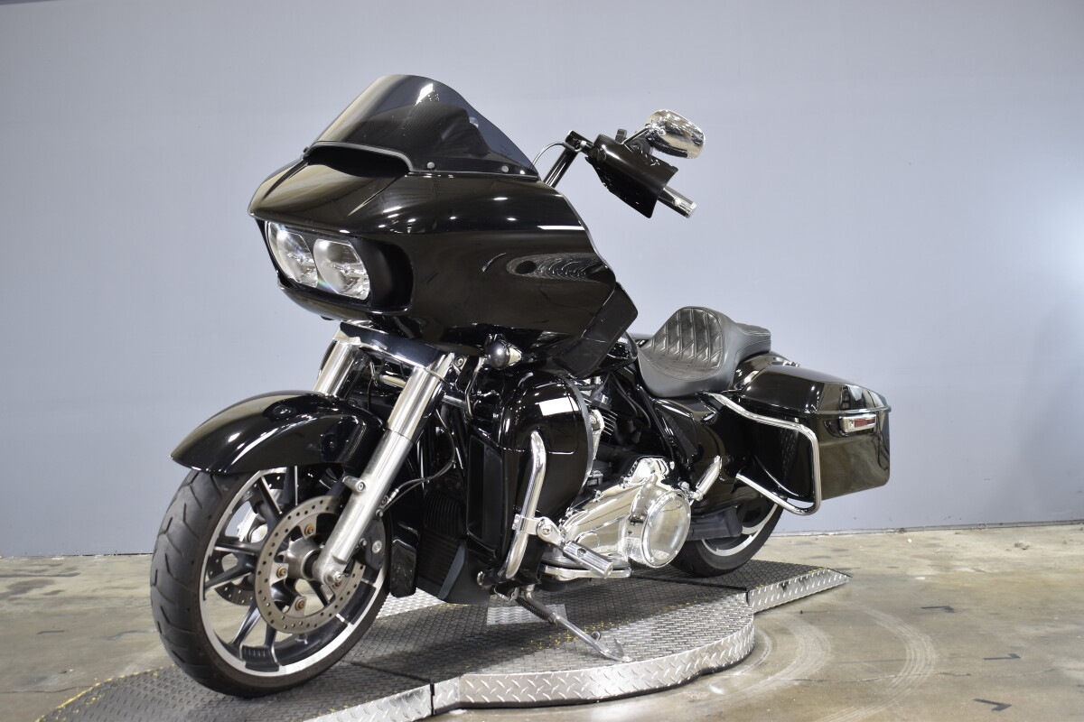 2020 Harley-Davidson Road Glide FLTRX - Photo 4
