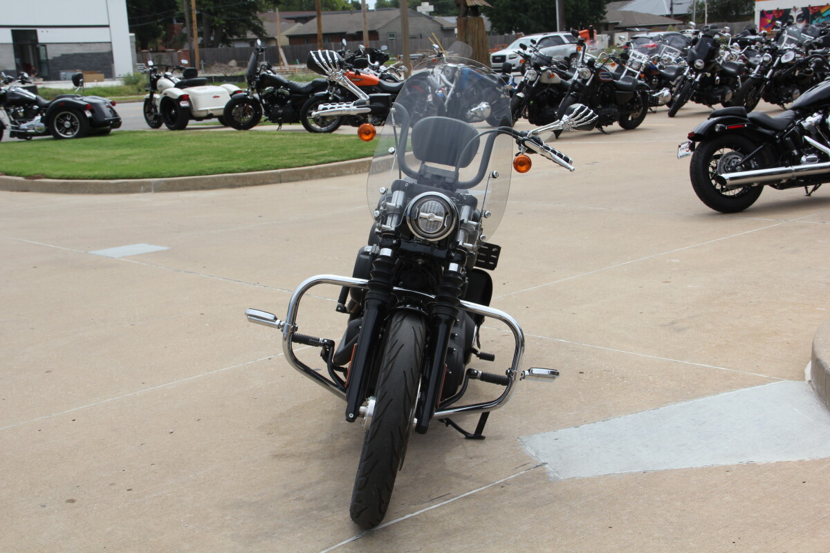 2020 Harley-Davidson Street Bob Vivid Black - Photo 8