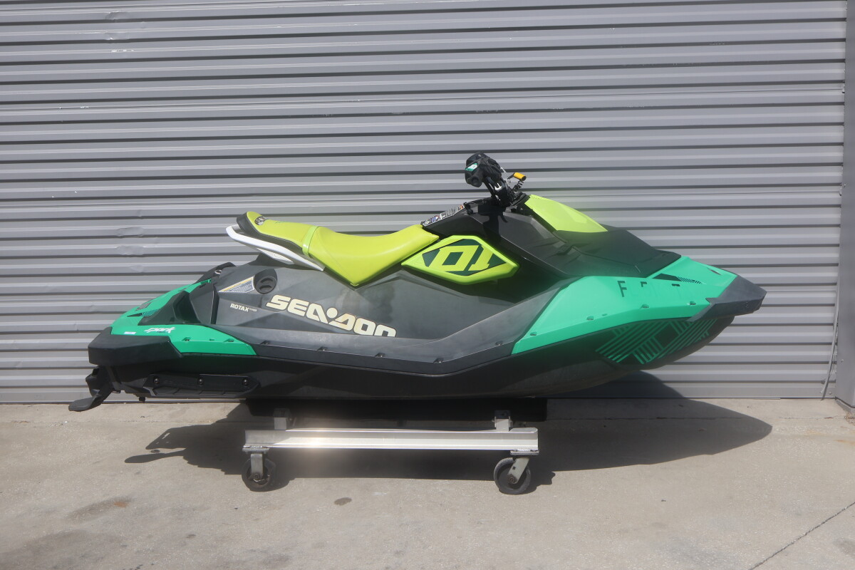 2021 Sea Doo Spark TRIXX™ 2-Up | Rockstar Powersports Brandon