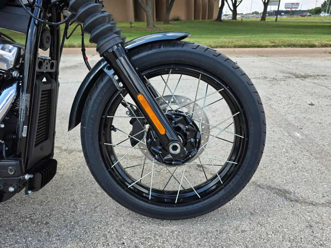 2025 Harley-Davidson Street Bob - Photo 7