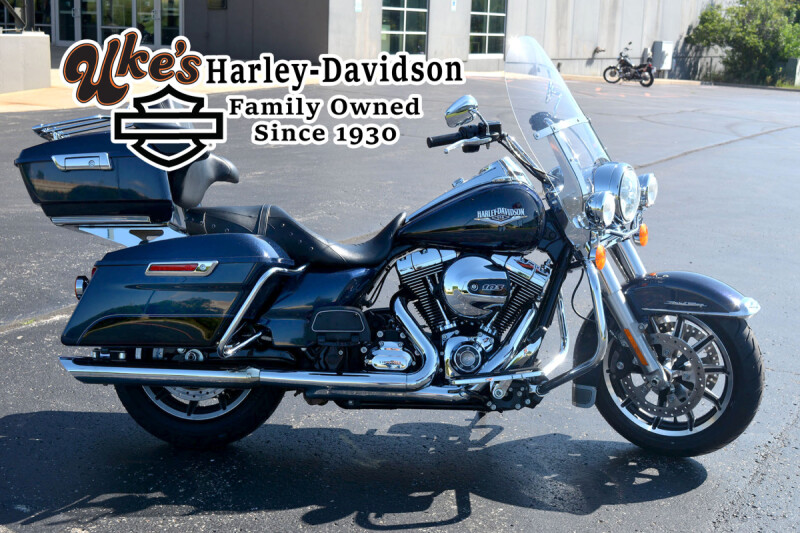 2014 Harley-Davidson® Road King® Big Blue Pearl