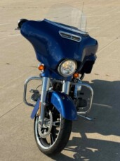 2017 Harley-Davidson® Street Glide® Special Superior Blue thumb 2