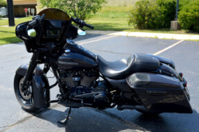 2018 Harley-Davidson® Road King® Special Industrial Gray thumb 2