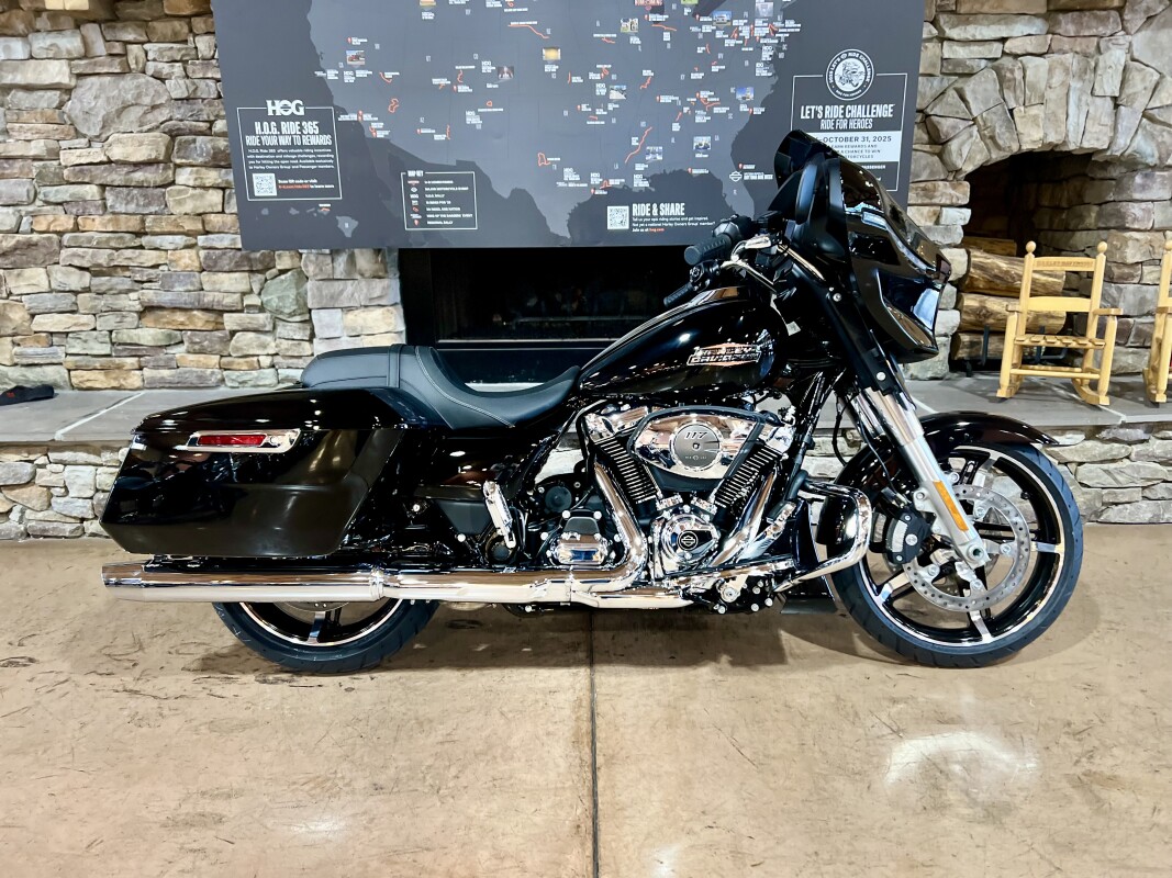 2025 FLHX - Street Glide