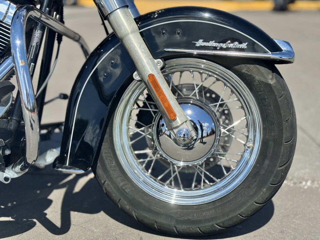 2013 Harley-Davidson Heritage Softail Classic FLSTC BLACK 028183 - Photo 8