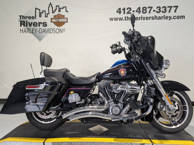 2013 Harley-Davidson® Street Glide® Custom Police/Fire