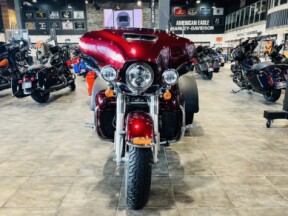 FLHTCUTG 2015 Tri Glide® Ultra thumb 2