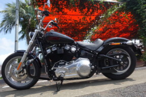 2024 Harley-Davidson<sup>®</sup> Softail<sup>®</sup> Standard Vivid Black thumb 3
