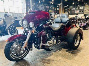 FLHTCUTG 2015 Tri Glide® Ultra thumb 1