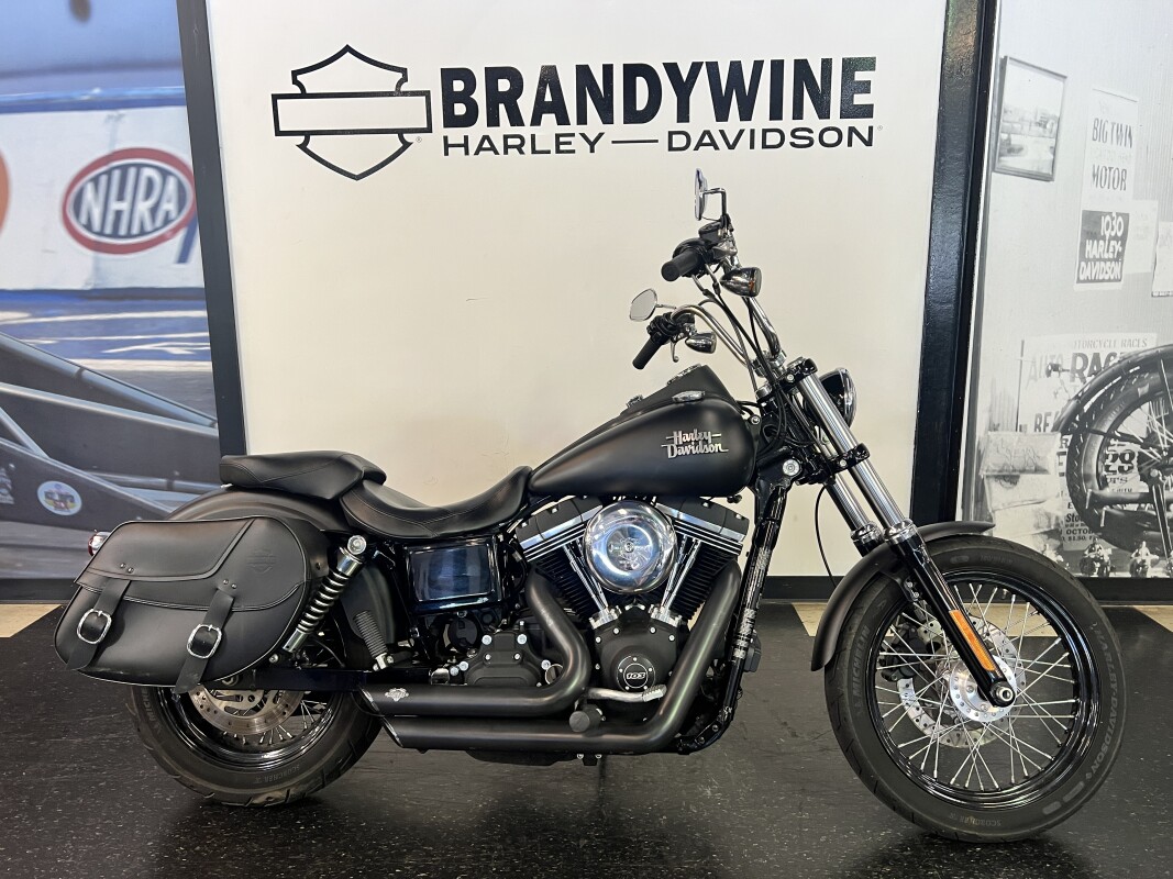 2014 Harley-Davidson Street Bob Black Denim FXDB
