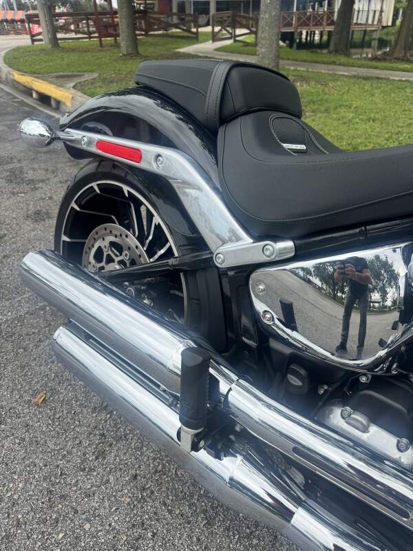 2025 Harley-Davidson Breakout - Photo 10