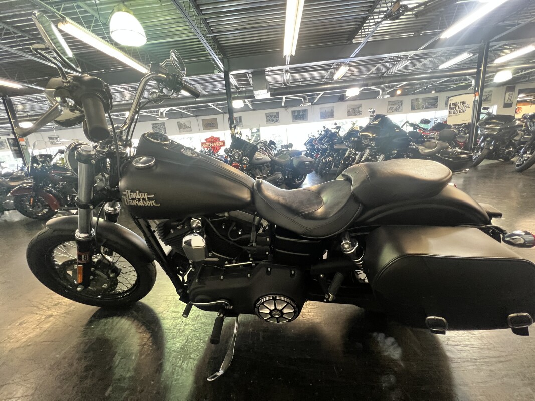 2014 Harley-Davidson Street Bob Black Denim FXDB - Photo 7