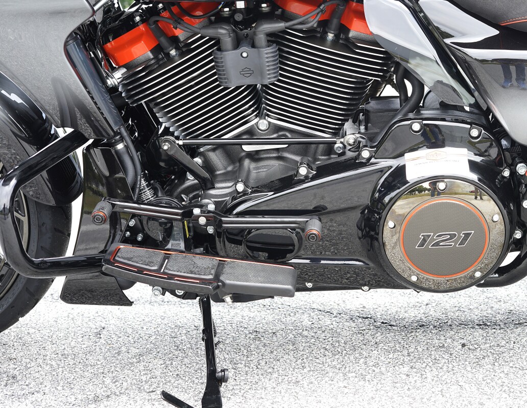 CVO Road Glide - Photo 4