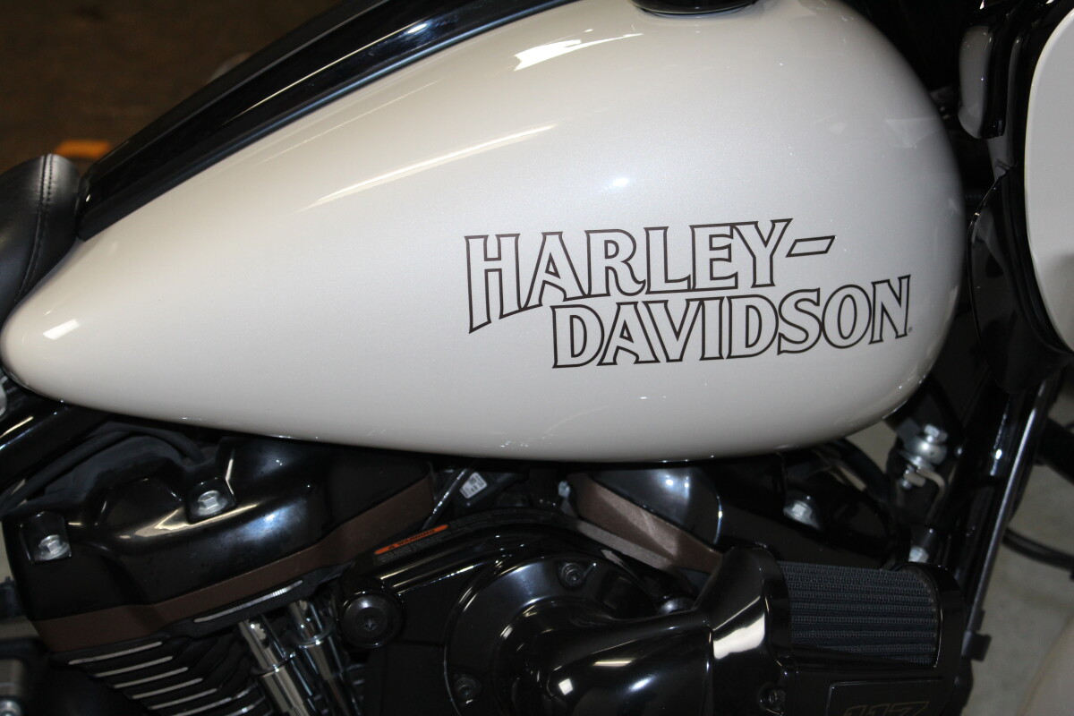 Harley-Davidson Road Glide ST 2023 FLTRXST 613786B WHITE SAND PRL - Photo 10