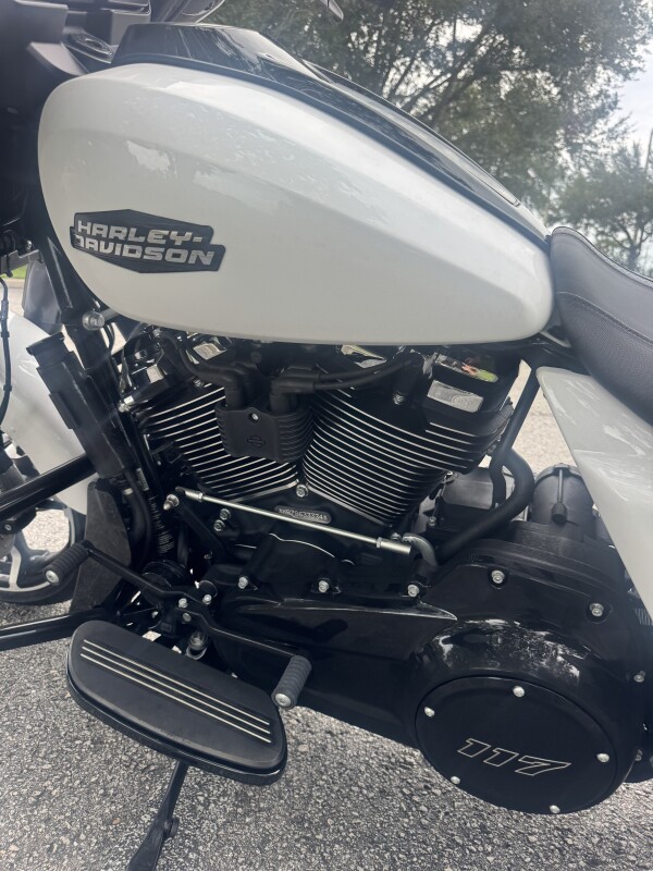 2025 Harley-Davidson Street Glide - Photo 6