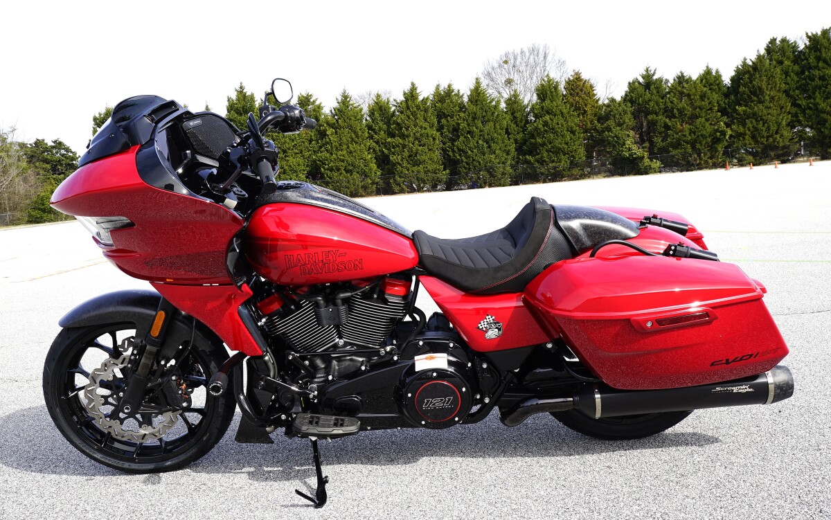 CVO Road Glide ST - Photo 3