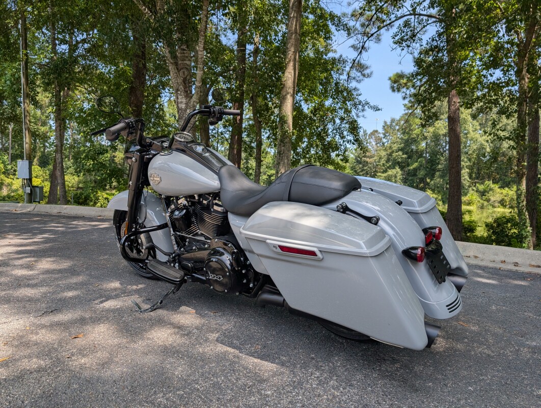 FLHRXS 2025 Road King Special - Photo 5