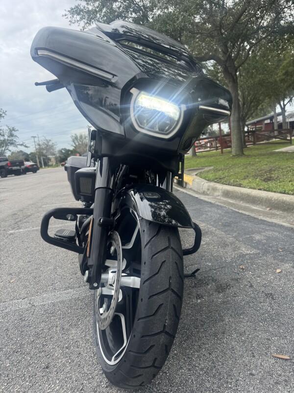 2025 Harley-Davidson Street Glide - Photo 8