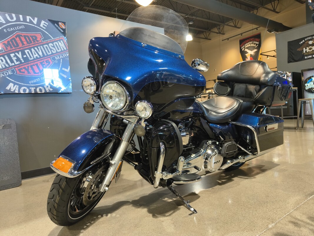 2013 Harley-Davidson Electra Glide Ultra Limited Big Blue Pearl/Vivid Black - Photo 2