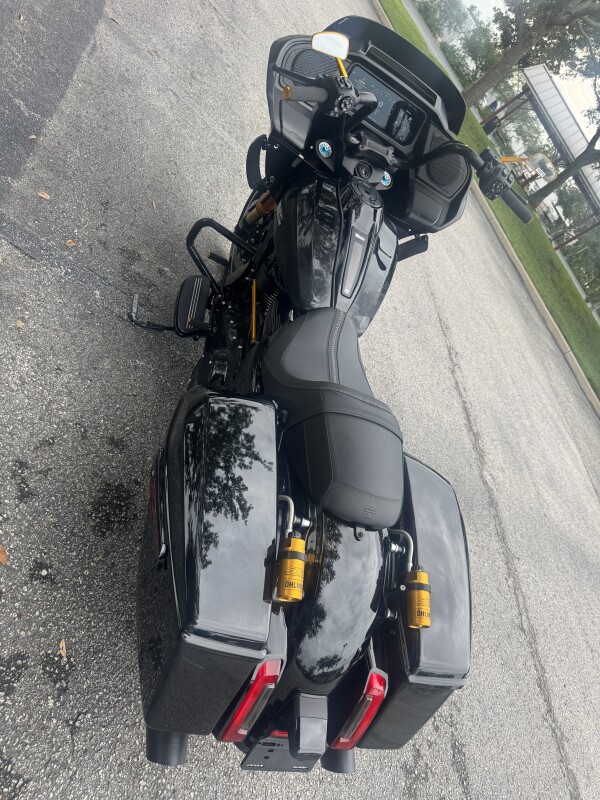 2025 Harley-Davidson Road Glide - Photo 4