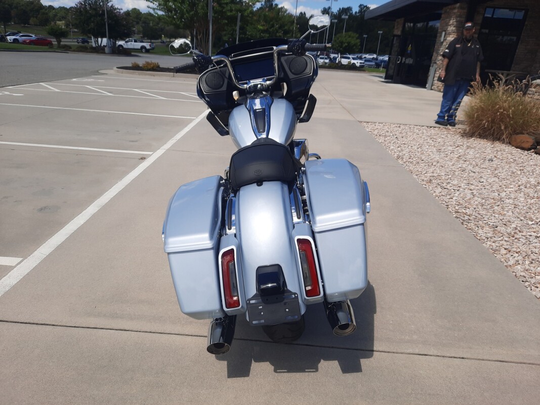2025 Harley-Davidson Road Glide Atlas Silver Metallic - Photo 7