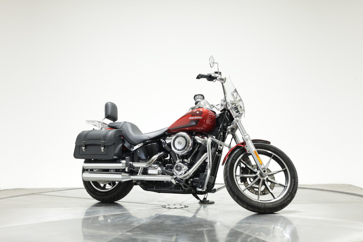2018 Harley-Davidson Low Rider for Sale in Wicked Red with 8185 miles - Photo 4