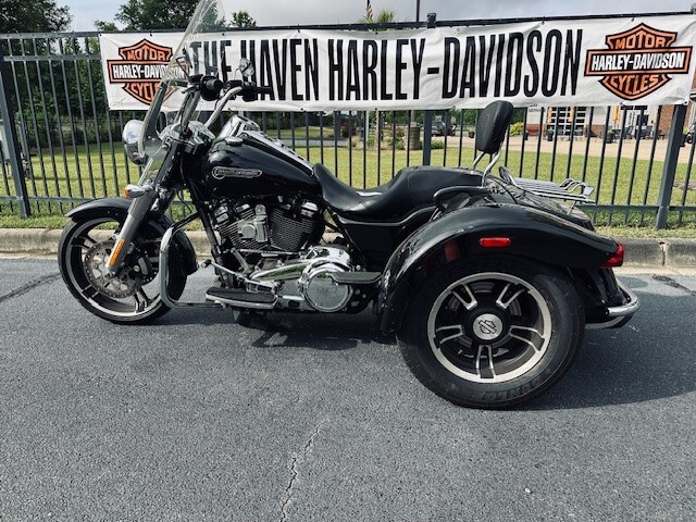 2020 Harley-Davidson® Freewheeler® Vivid Black | Pensacola Harley