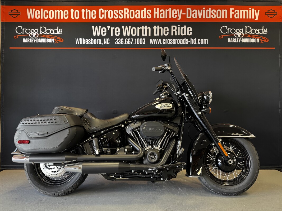 harley davidson FLH Classic ブラックスペシャル 2024 Harley-Davidson® Heritage Classic Vivid Black | CrossRoads
