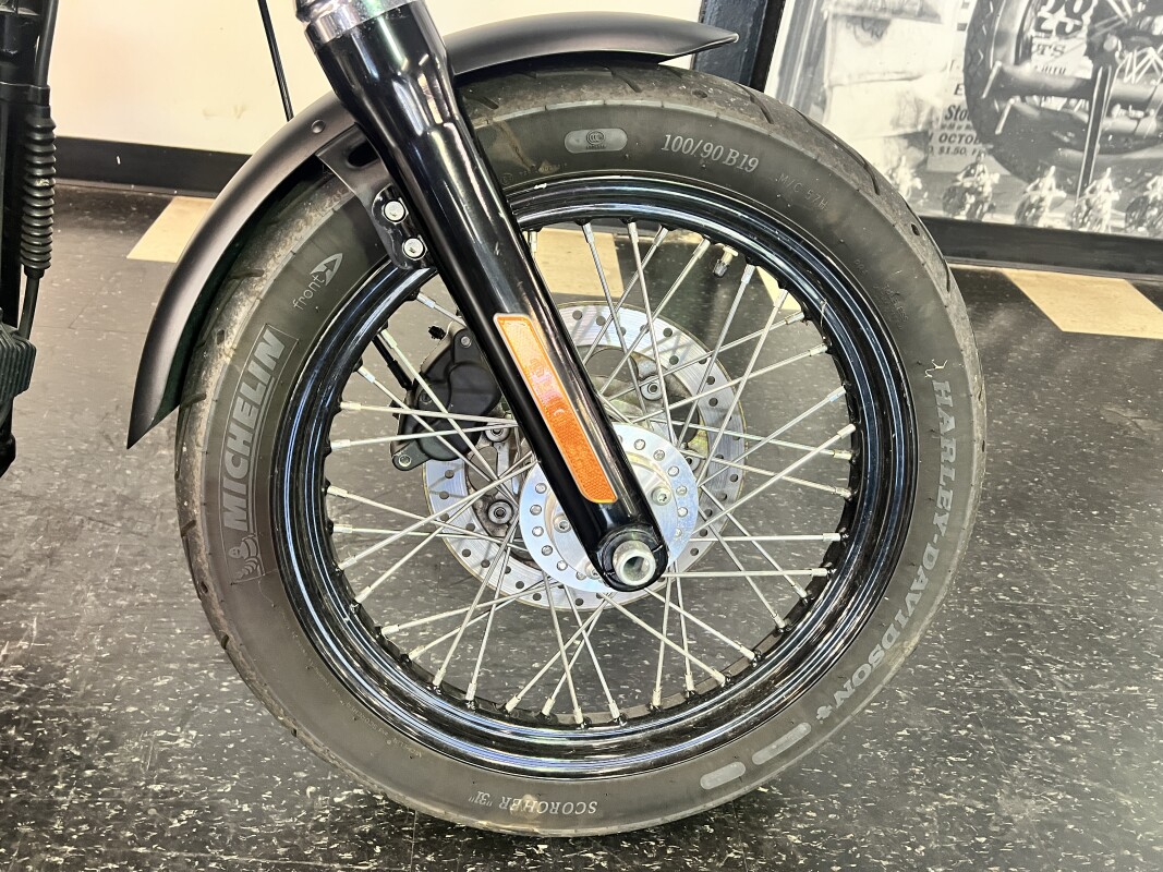 2014 Harley-Davidson Street Bob Black Denim FXDB - Photo 3