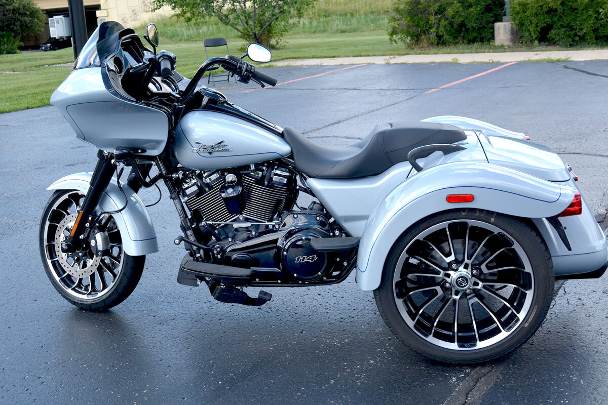 FLTRT 2024 Road Glide 3 - Photo 3