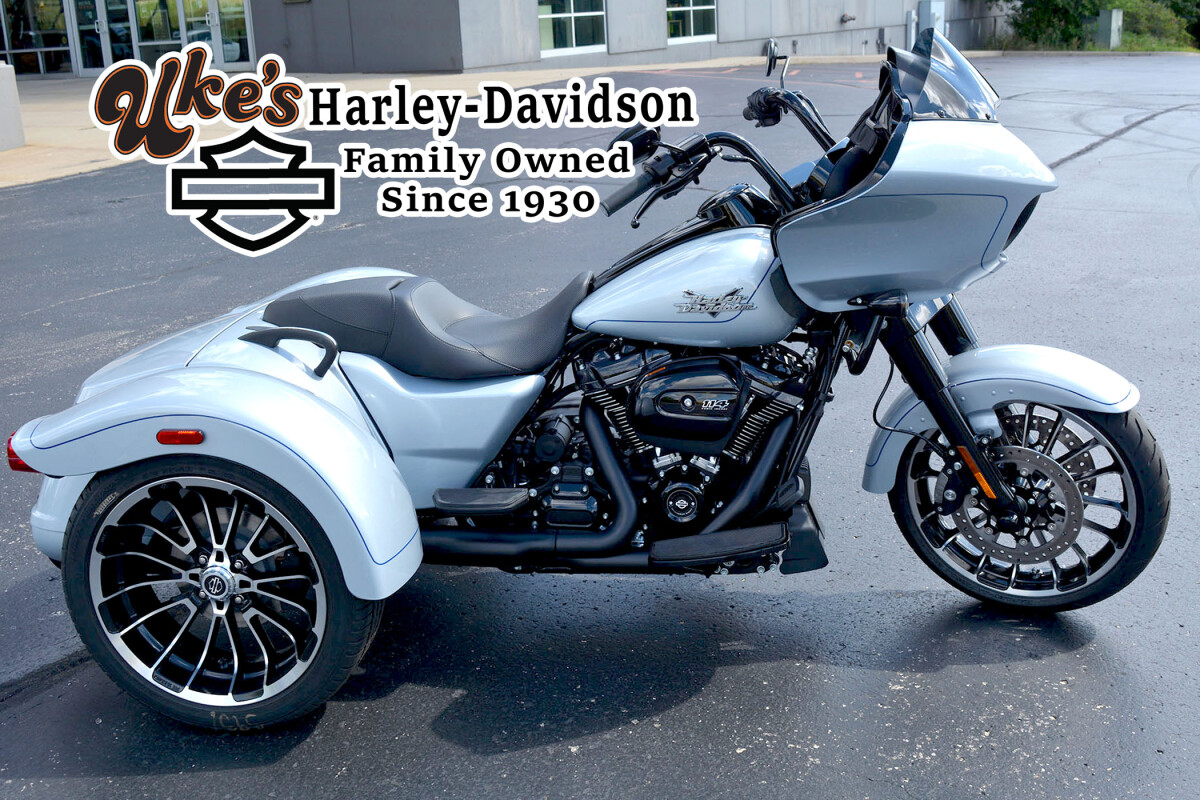 FLTRT 2024 Road Glide 3