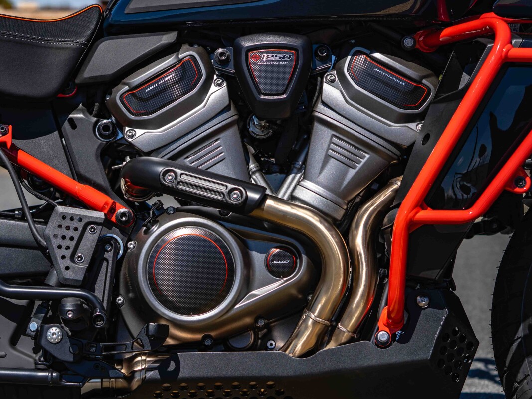 RA1250SE 2025 CVO Pan America - Photo 9