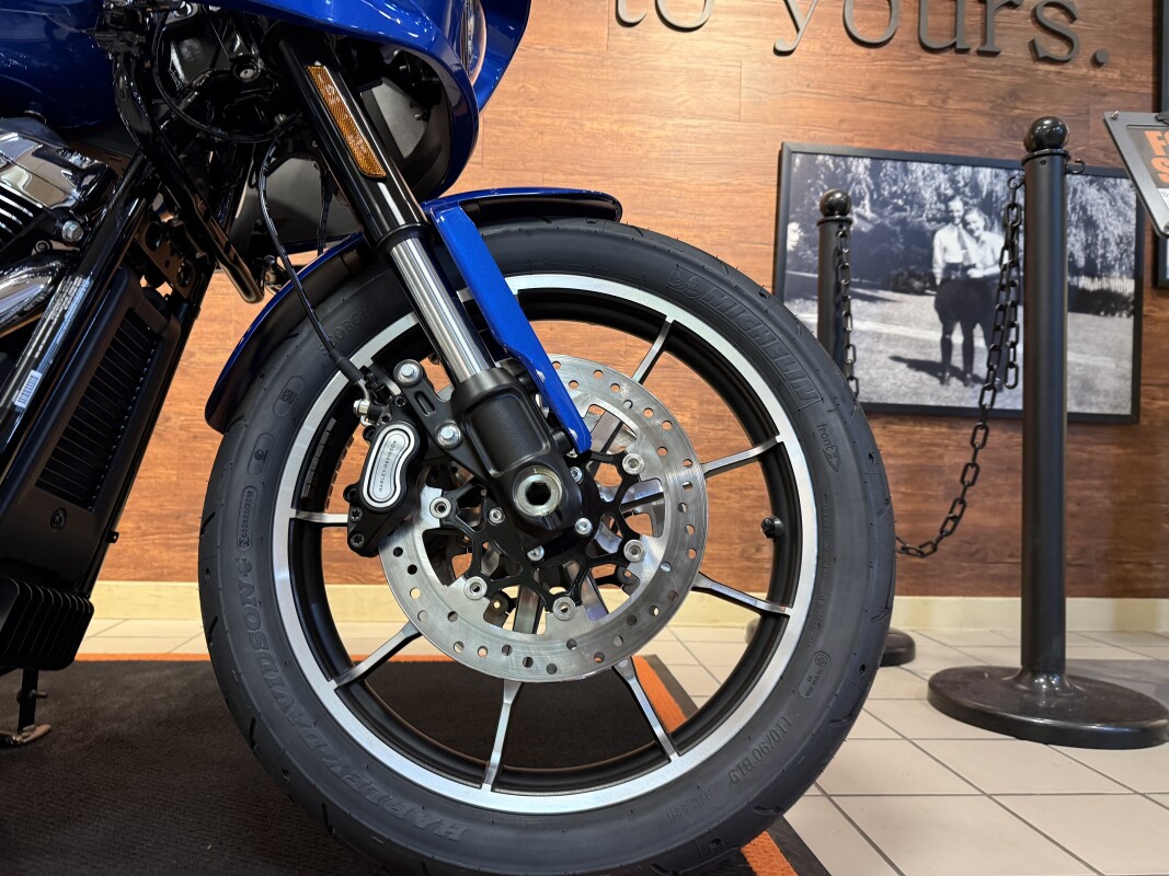 2025 H-D FXLRST Softail Low Rider ST 117ci - Photo 2