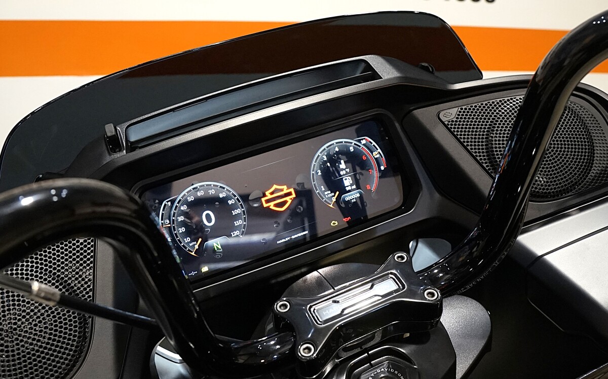 Road Glide - Photo 3