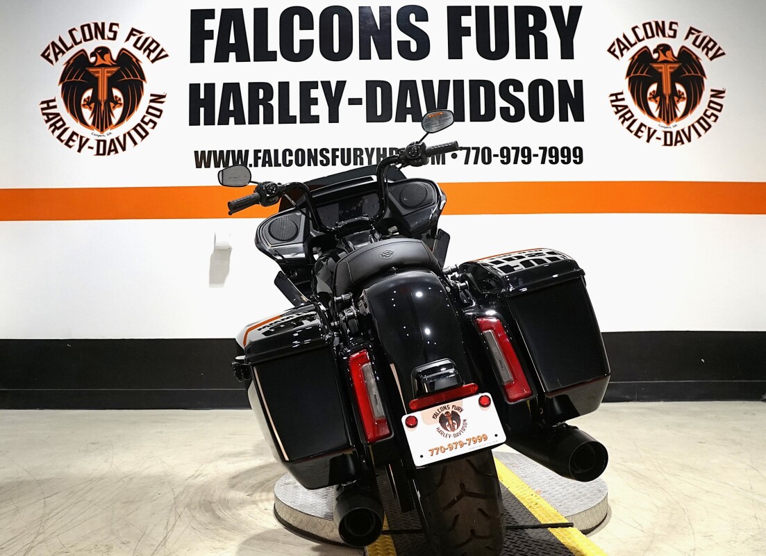 Road Glide - Photo 2
