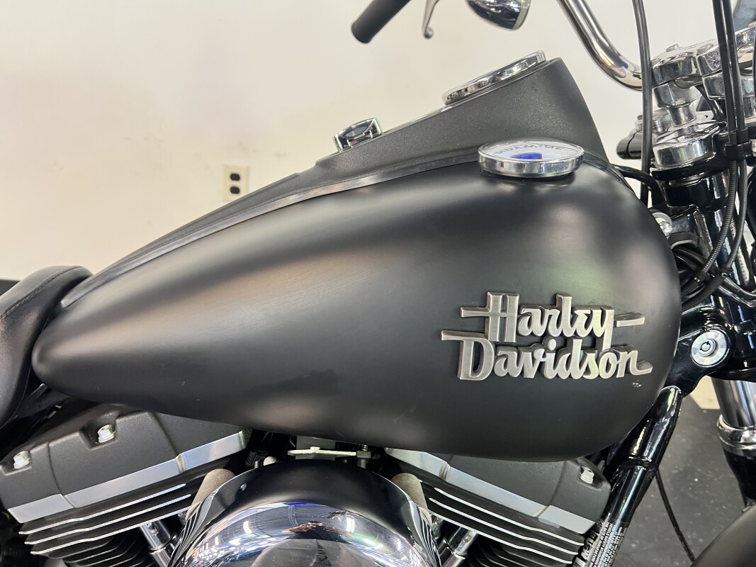 2014 Harley-Davidson Street Bob Black Denim FXDB - Photo 2