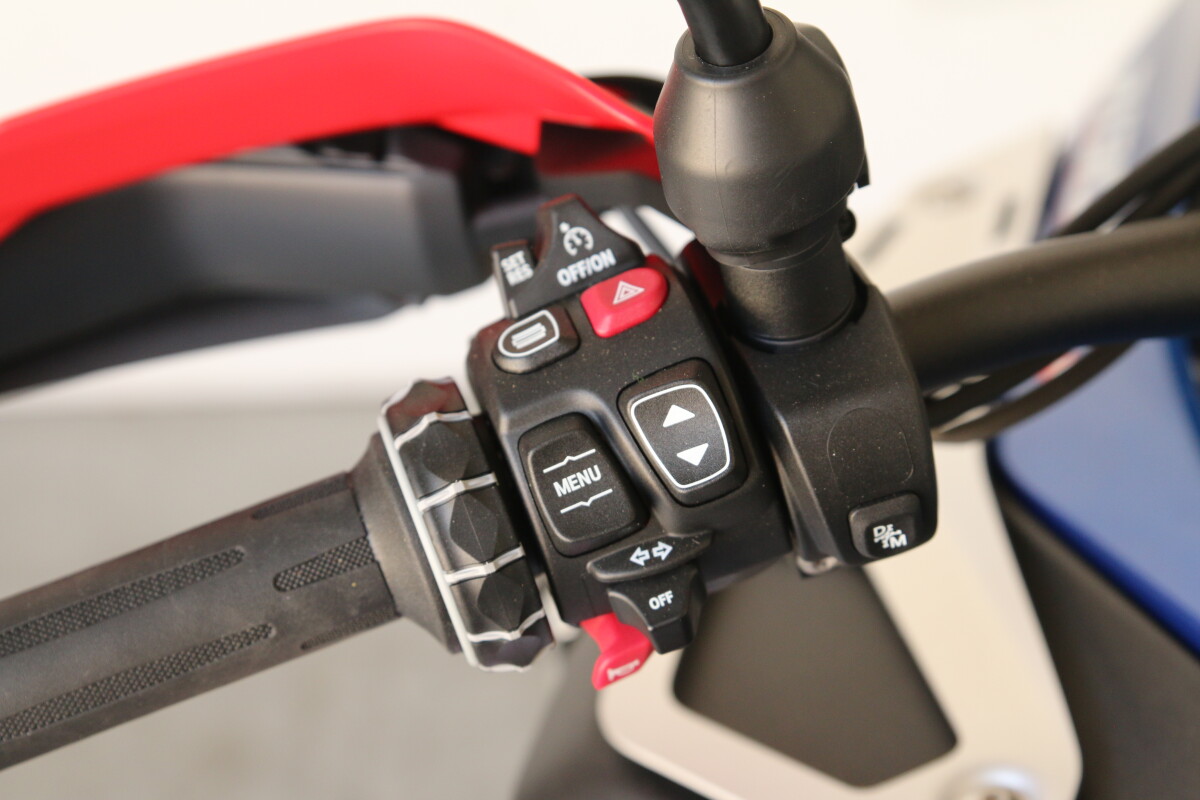 2025 BMW R 1300 GS Adventure - Photo 10