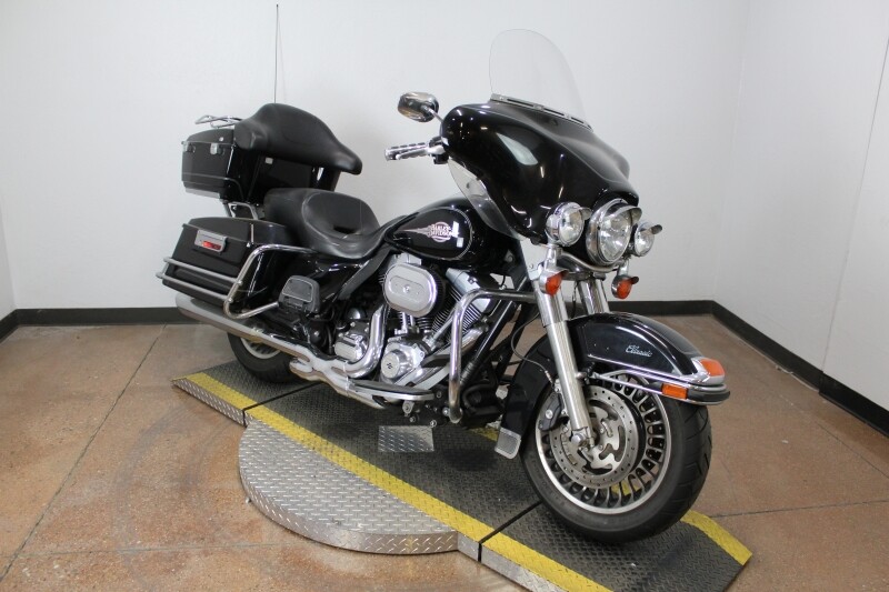 HD FLHTC103 2012 647795T BLACK W/ PINSTRIPE - Photo 2
