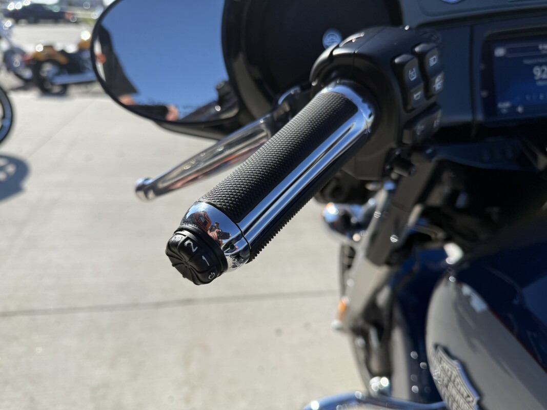 2023 Harley-Davidson Street Glide Special - Photo 6