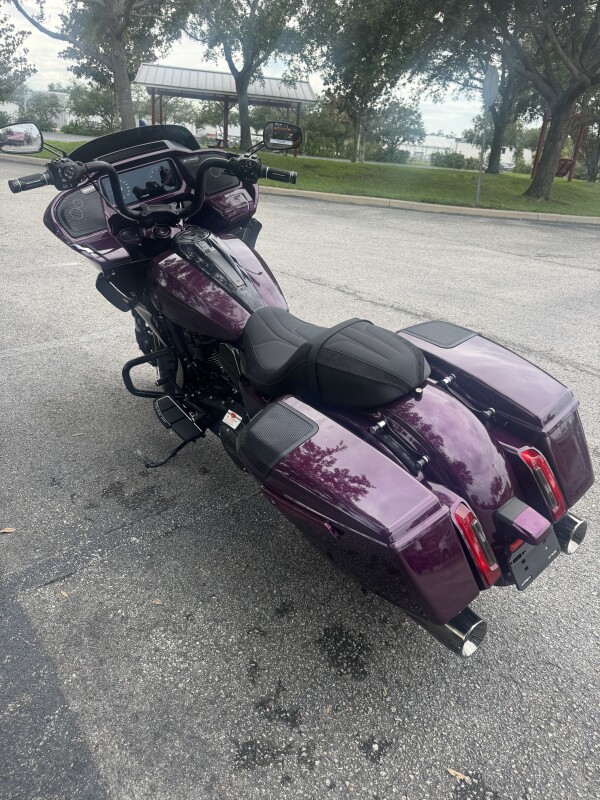 2025 Harley-Davidson CVO Road Glide - Photo 4