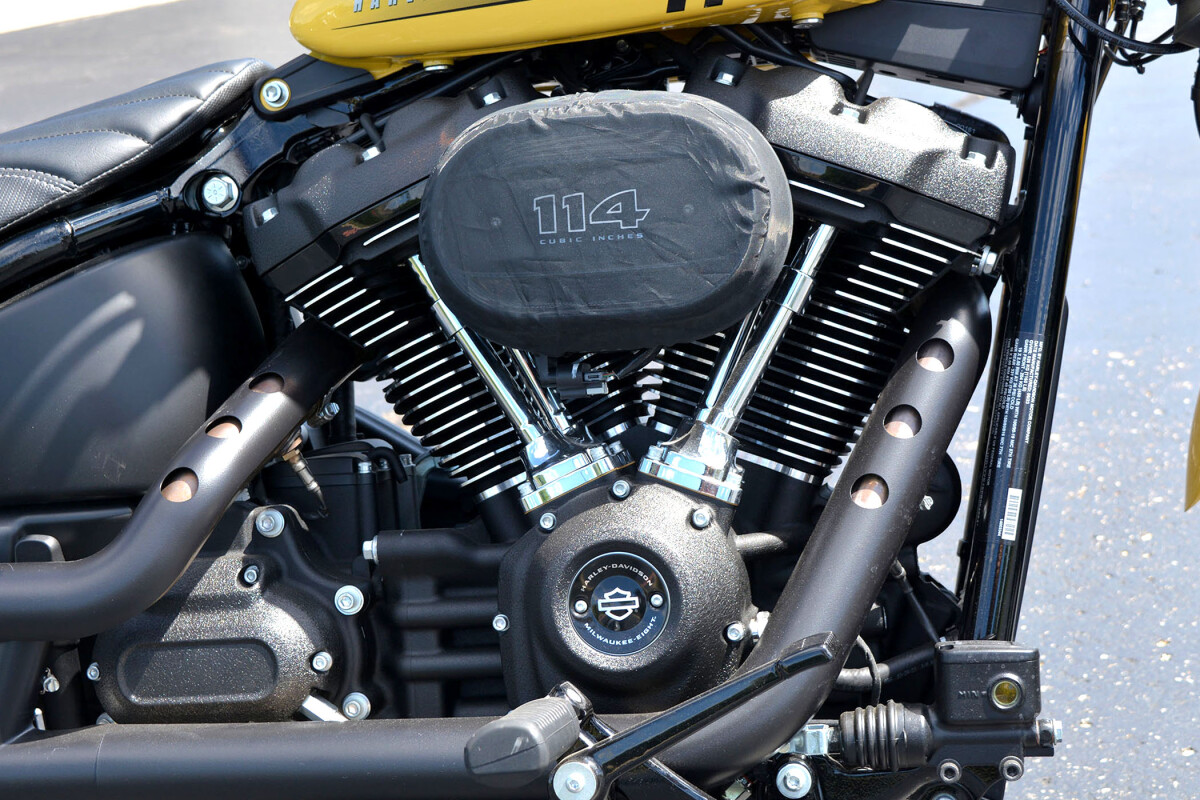 FXBBS 2023 Street Bob 114 - Photo 7