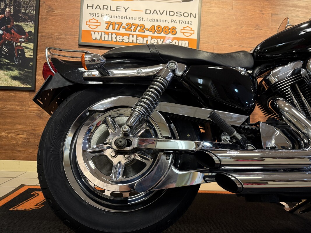 2005 H-D XL1200C Sportster Custom 1200cc - Photo 4