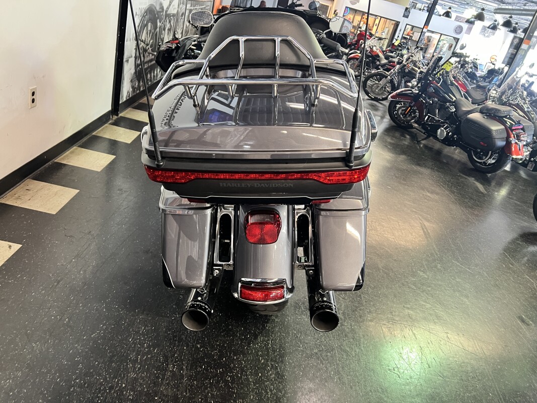2014 Harley-Davidson Ultra Limited Two-Tone Charcoal Pearl/Vivid Black FLHTK - Photo 9