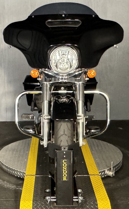 2019 Harley-Davidson Street Glide FLHX BLACK - Photo 2